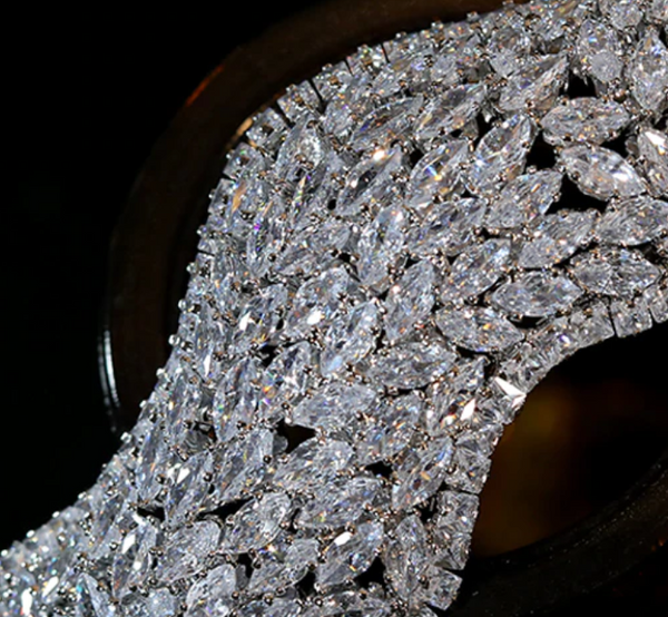 The Famed CZ Tiara Silver