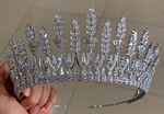 Load image into Gallery viewer, The Presence CZ Tiara
