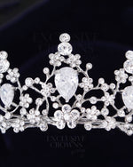 Load image into Gallery viewer, Miley Crystals Tiara - Rhinestone Exclusive Crowns
